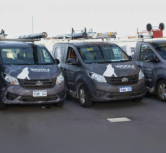 https://blockeddrainsscarborough.com.au/uploads/2025/07/group-of-vans.jpg